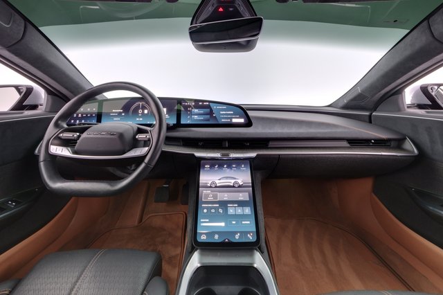 2023 Lucid Air — photo 21 of 24