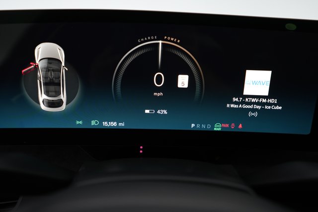 2023 Lucid Air — photo 5 of 24