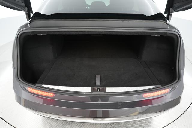 2023 Lucid Air — photo 6 of 24