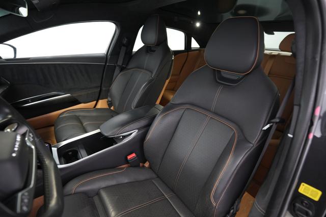 2023 Lucid Air — photo 3 of 24