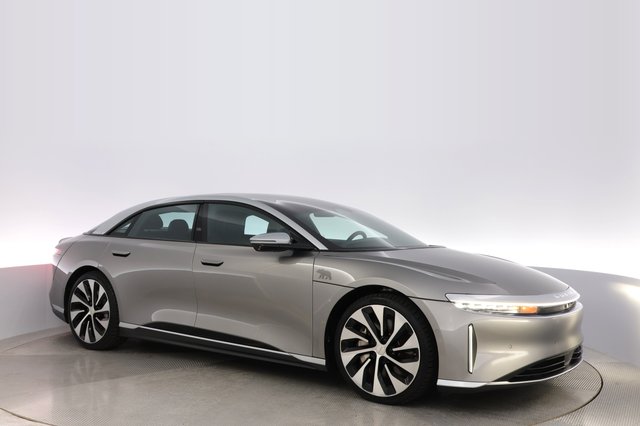 2023 Lucid Air — photo 11 of 21
