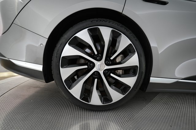 2023 Lucid Air — photo 16 of 21