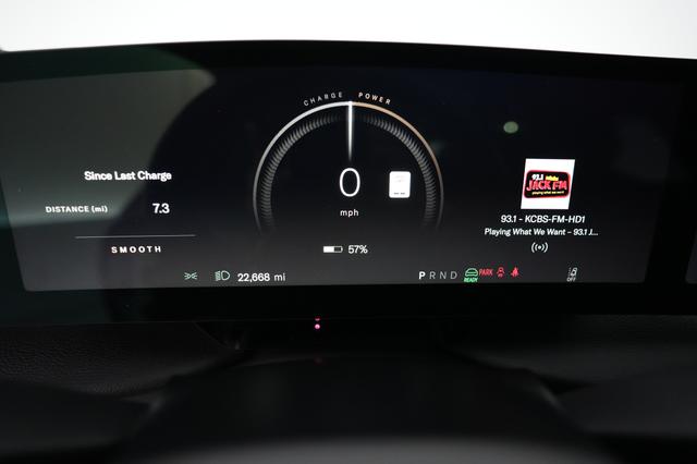 2024 Lucid Air — photo 5 of 20