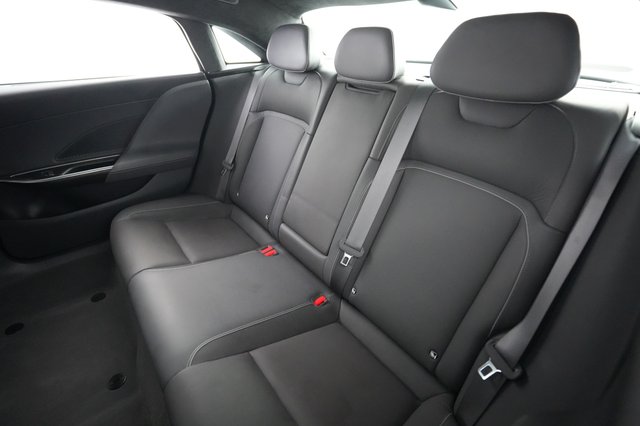 2023 Lucid Air — photo 19 of 24