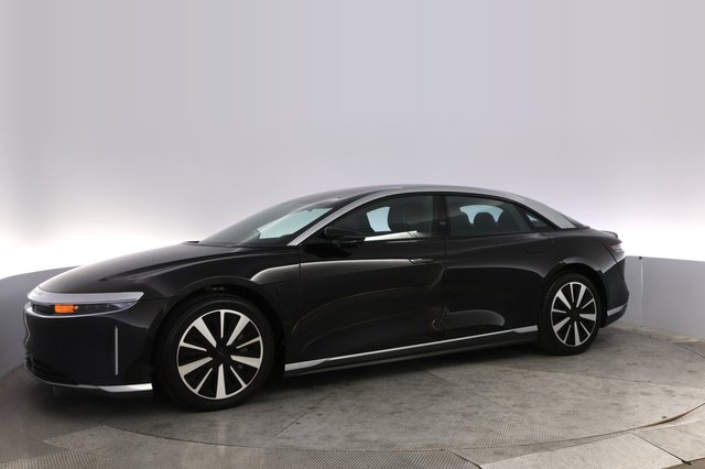 2023 Lucid Air — photo 14 of 24