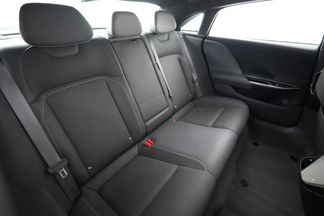 2023 Lucid Air — photo 4 of 24
