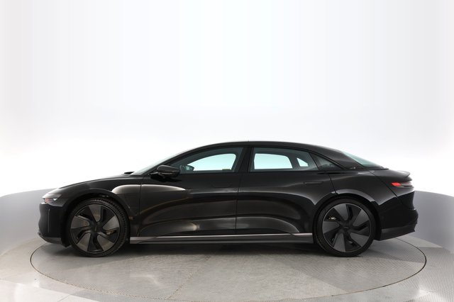 2024 Lucid Air — photo 12 of 23
