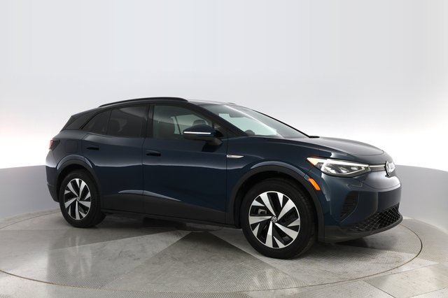 2023 Volkswagen ID.4 — photo 7 of 30