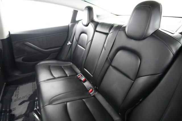 2019 Tesla Model 3 — photo 19 of 23