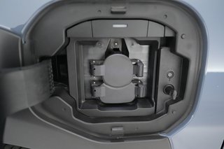 2023 Subaru Solterra — photo 8 of 19