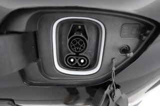 2023 Hyundai Kona Electric — photo 8 of 23