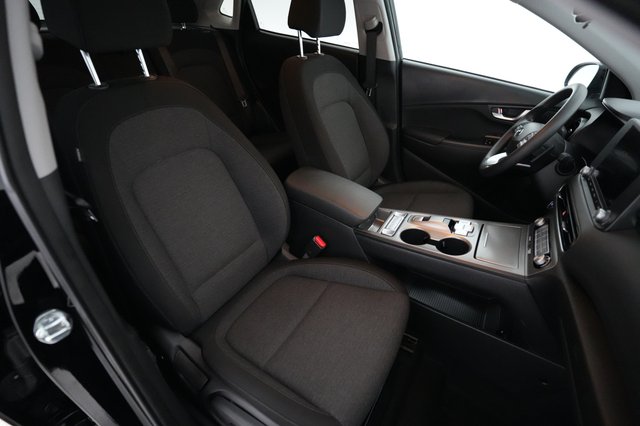 2023 Hyundai Kona Electric — photo 16 of 23