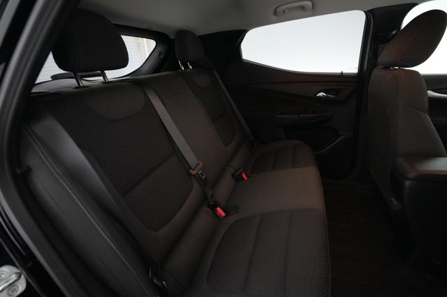 2023 Chevrolet Bolt EUV — photo 4 of 19