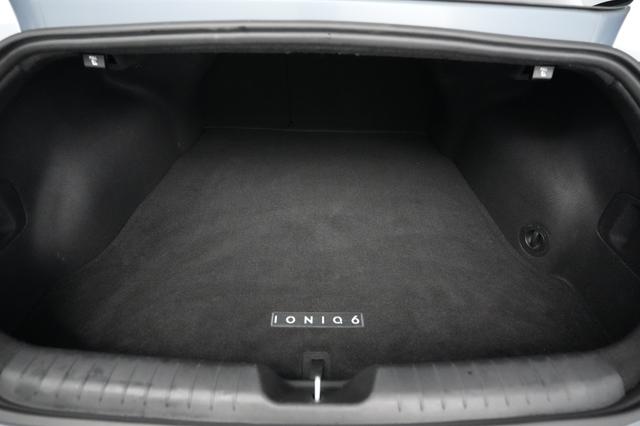 2024 Hyundai IONIQ 6 — photo 6 of 21