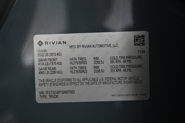 2025 Rivian R1T — photo 24 of 24