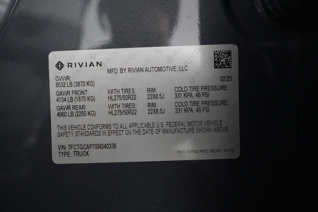 2025 Rivian R1T