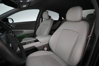 2025 Hyundai IONIQ 6 — photo 3 of 21