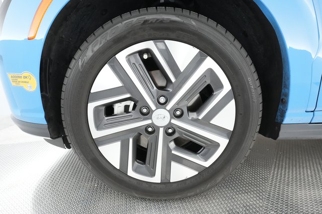 2022 Hyundai Kona — photo 13 of 29