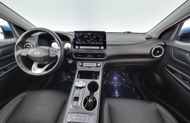 2022 Hyundai Kona — photo 17 of 29