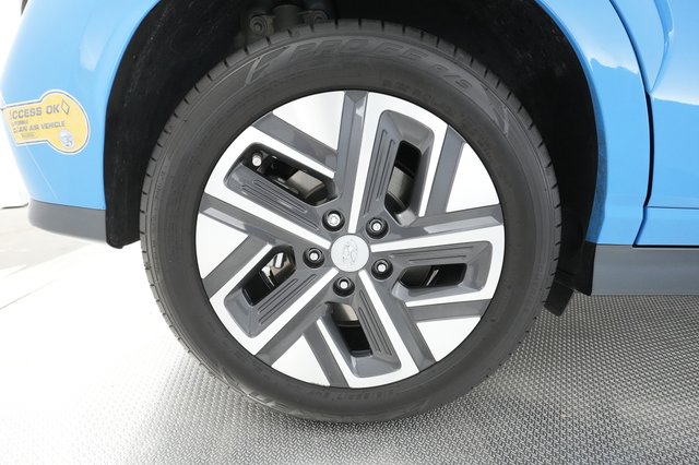 2022 Hyundai Kona — photo 16 of 29