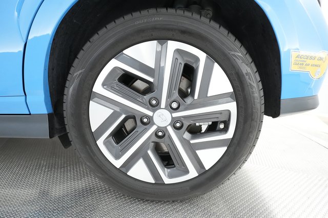 2022 Hyundai Kona — photo 14 of 29