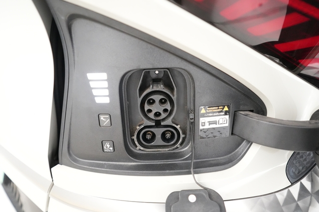 2023 Kia EV6