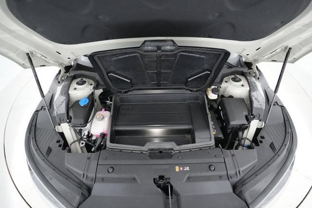 2023 Kia EV6 — photo 18 of 19