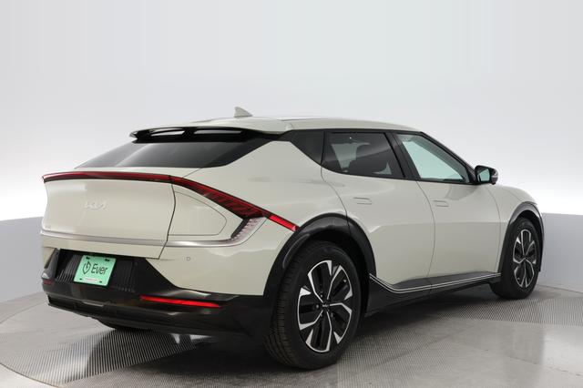 2023 Kia EV6 — photo 2 of 19