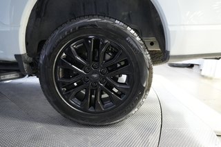 2023 Ford F-150 Lightning — photo 11 of 17