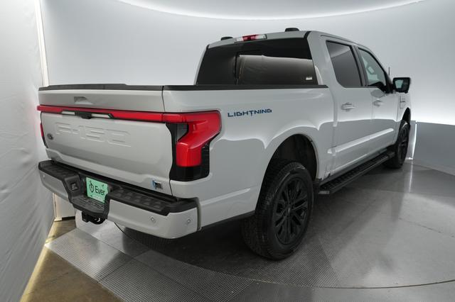 2023 Ford F-150 Lightning — photo 2 of 17