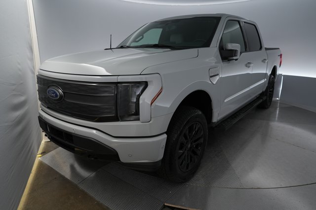 2023 Ford F-150 Lightning — VIN 1FT6W1EV7PWG25814