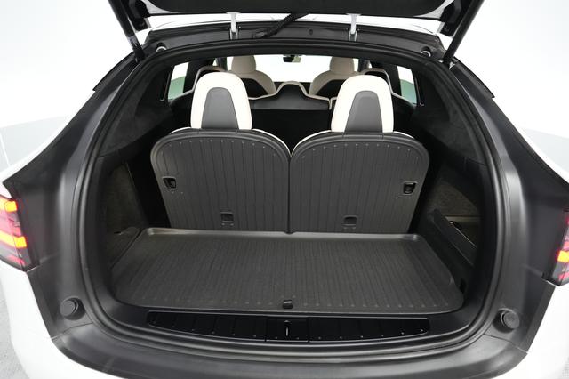 2023 Tesla Model X — photo 6 of 25