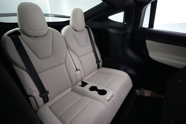 2023 Tesla Model X — photo 20 of 25