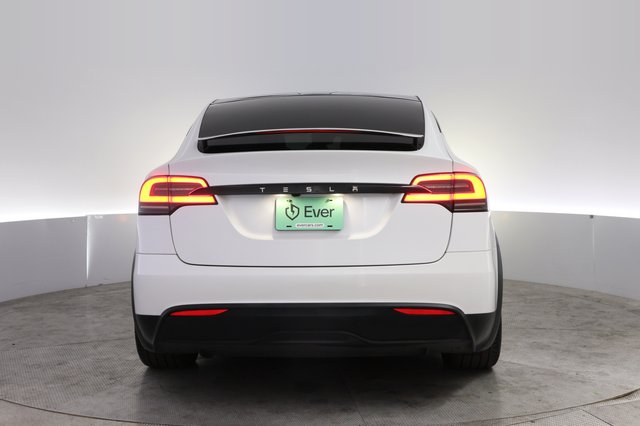 2023 Tesla Model X — photo 12 of 25