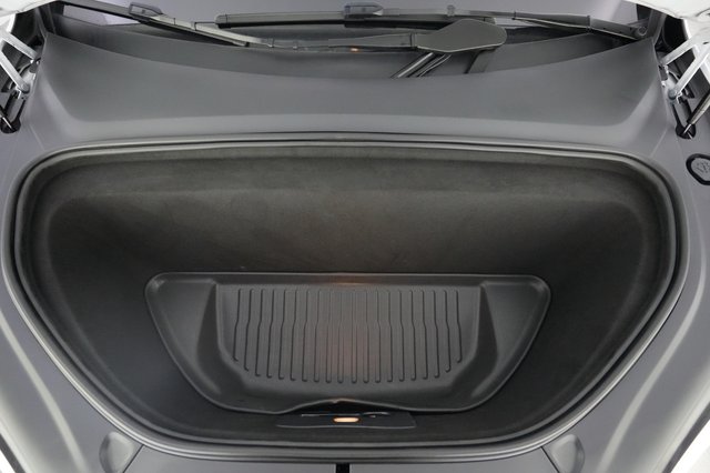 2023 Tesla Model X — photo 22 of 25