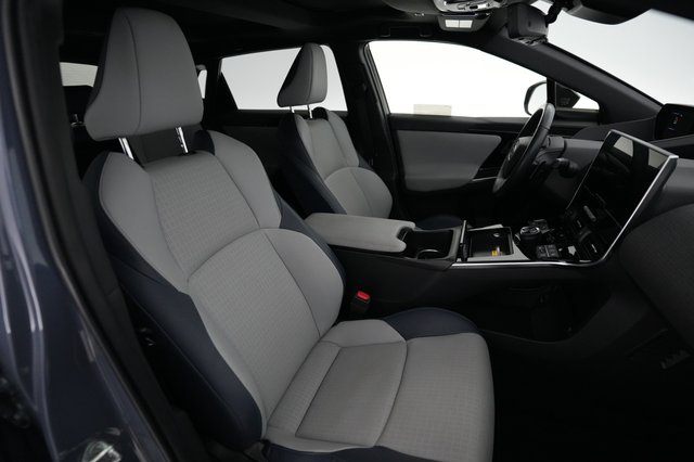 2023 Subaru Solterra — photo 16 of 18