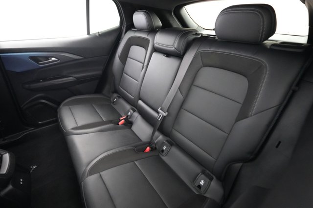 2024 Chevrolet Equinox EV — photo 19 of 23