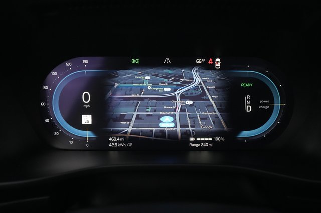 2023 Volvo XC40 Recharge — photo 30 of 31