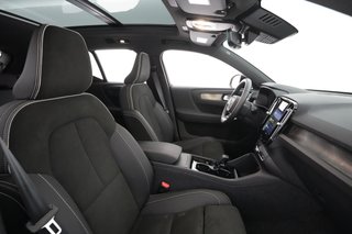2023 Volvo XC40 Recharge — photo 19 of 31