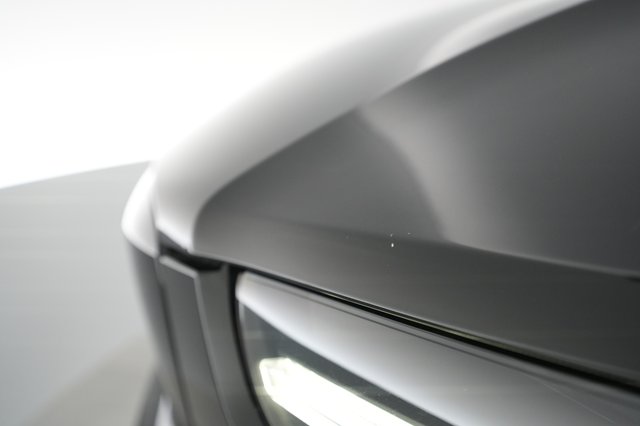 2023 Volvo XC40 Recharge — photo 25 of 31