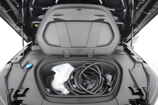 2023 Volvo XC40 Recharge — photo 22 of 31
