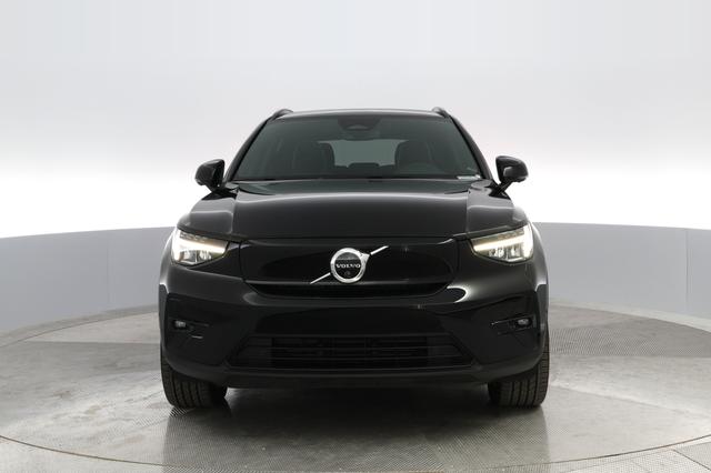 2023 Volvo XC40 Recharge — photo 6 of 31