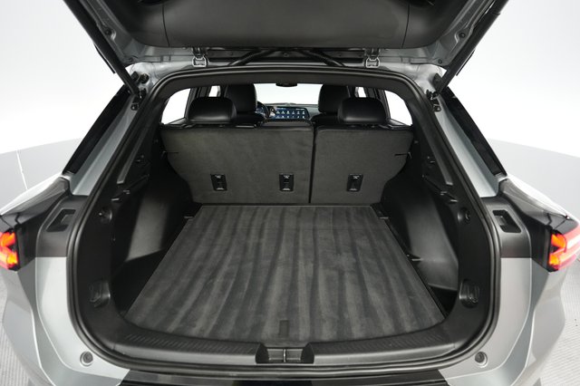 2024 Chevrolet Equinox EV — photo 6 of 20