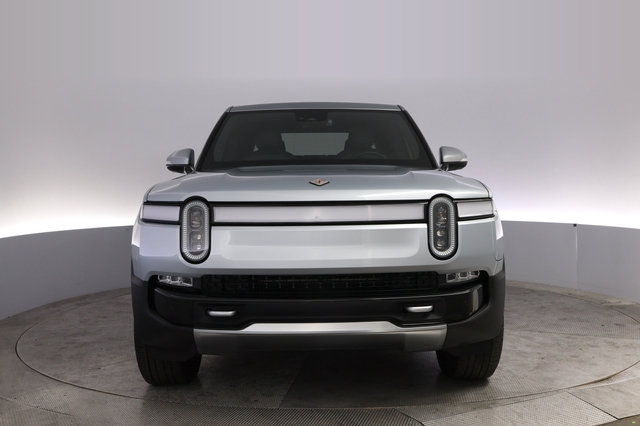 2024 Rivian R1T