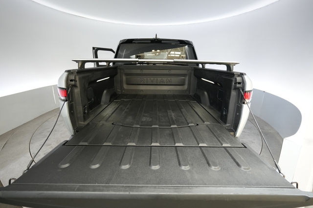 2024 Rivian R1T