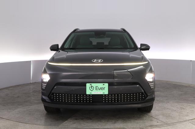 2024 Hyundai Kona Electric — photo 9 of 22