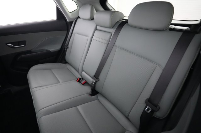 2024 Hyundai Kona Electric — photo 19 of 22