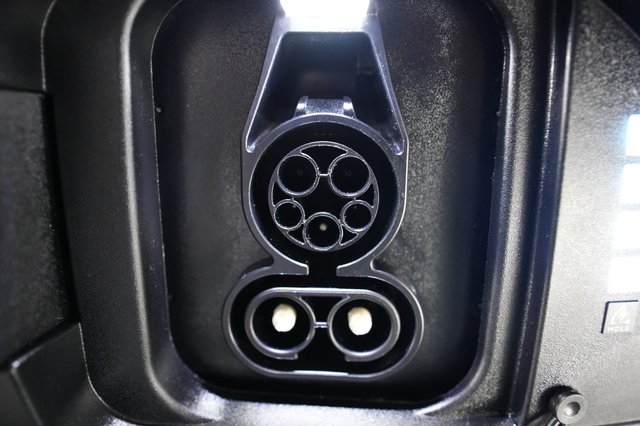 2024 Hyundai Kona Electric — photo 8 of 22