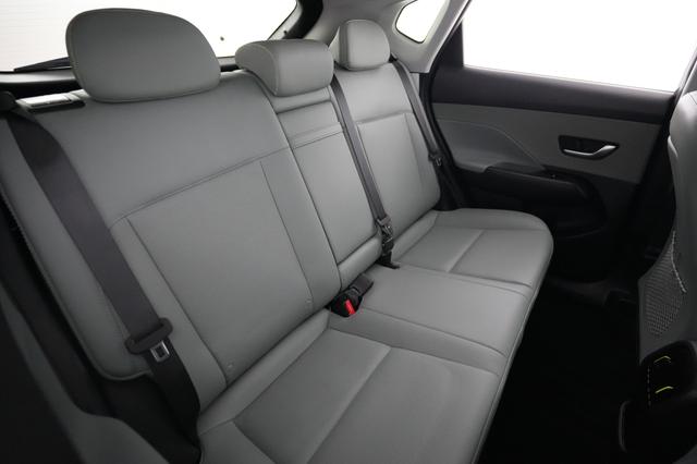 2024 Hyundai Kona Electric — photo 4 of 22