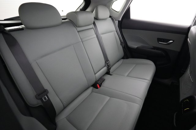 2024 Hyundai Kona Electric — photo 4 of 22